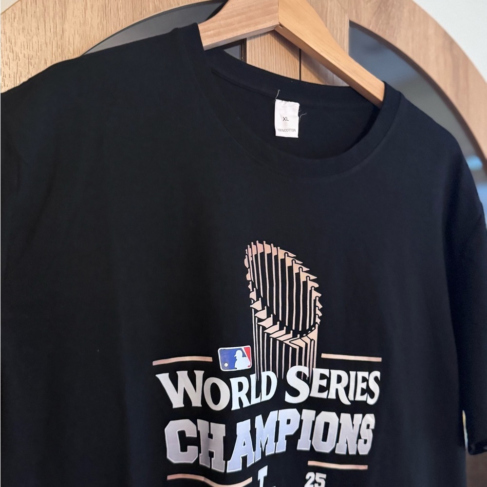 Los Angeles Dodgers World Series Champions Black T-Shirt XL | MLB Baseball